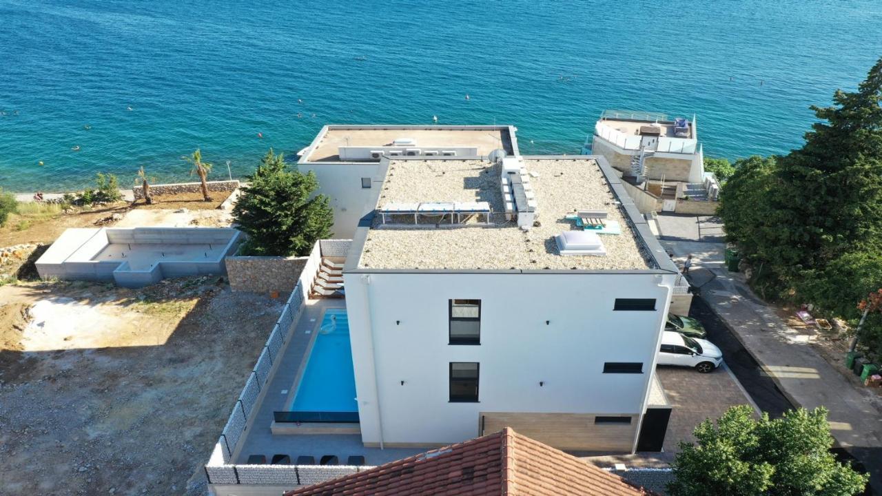 Adastra Apartments Maslenica Exterior photo
