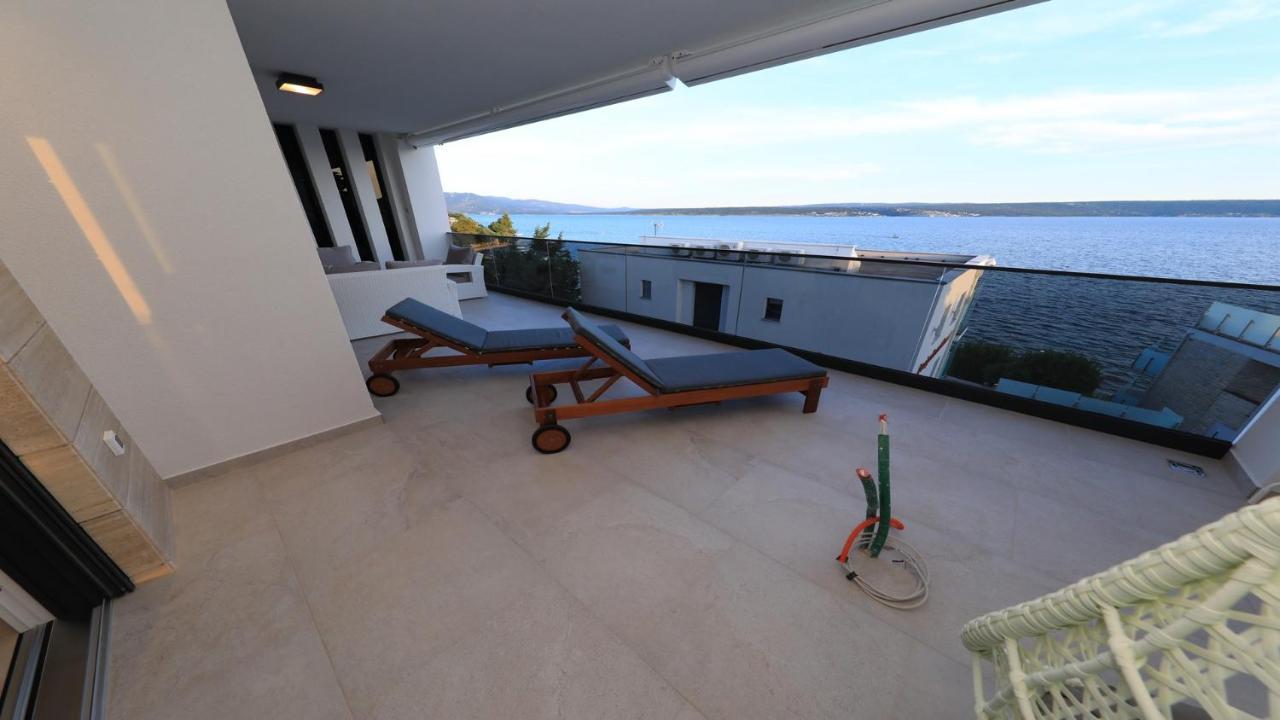 Adastra Apartments Maslenica Exterior photo